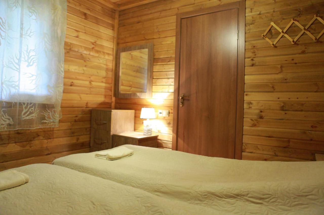 Cottage Woodside ميستيا المظهر الخارجي الصورة